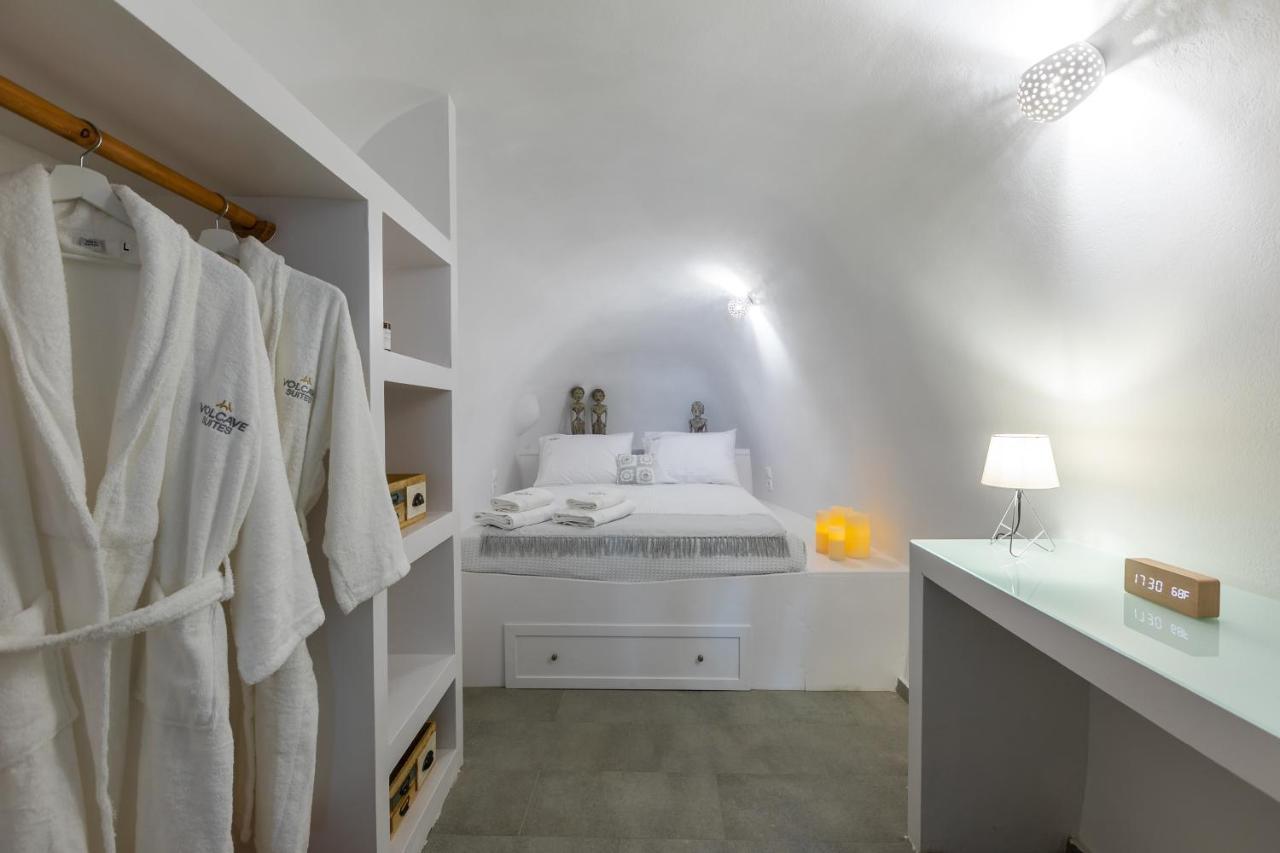 Volcave Karterados (Santorini)